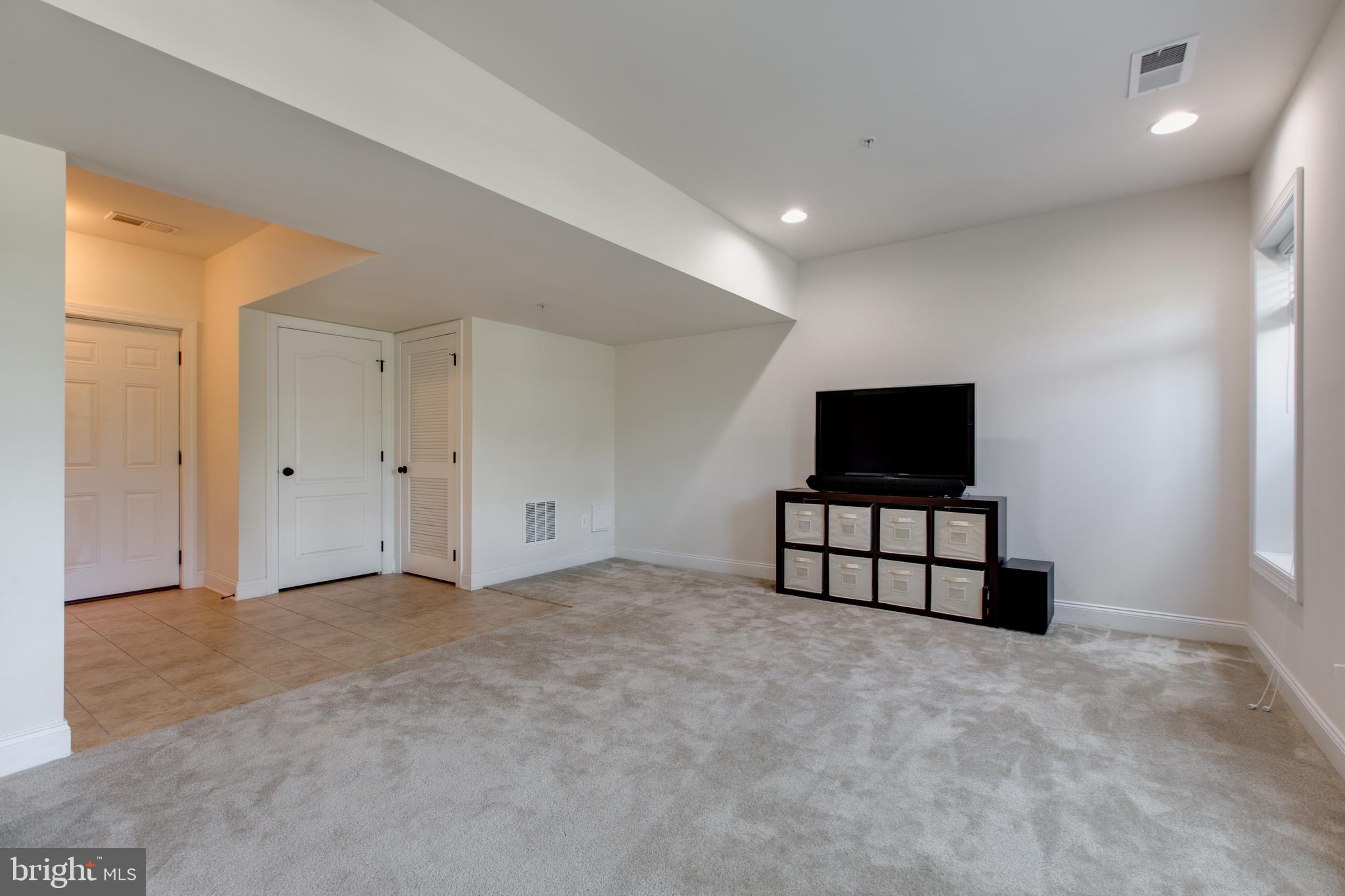 7658 Elmcrest Road Hanover, MD 21076 - Photo 47 of 70
