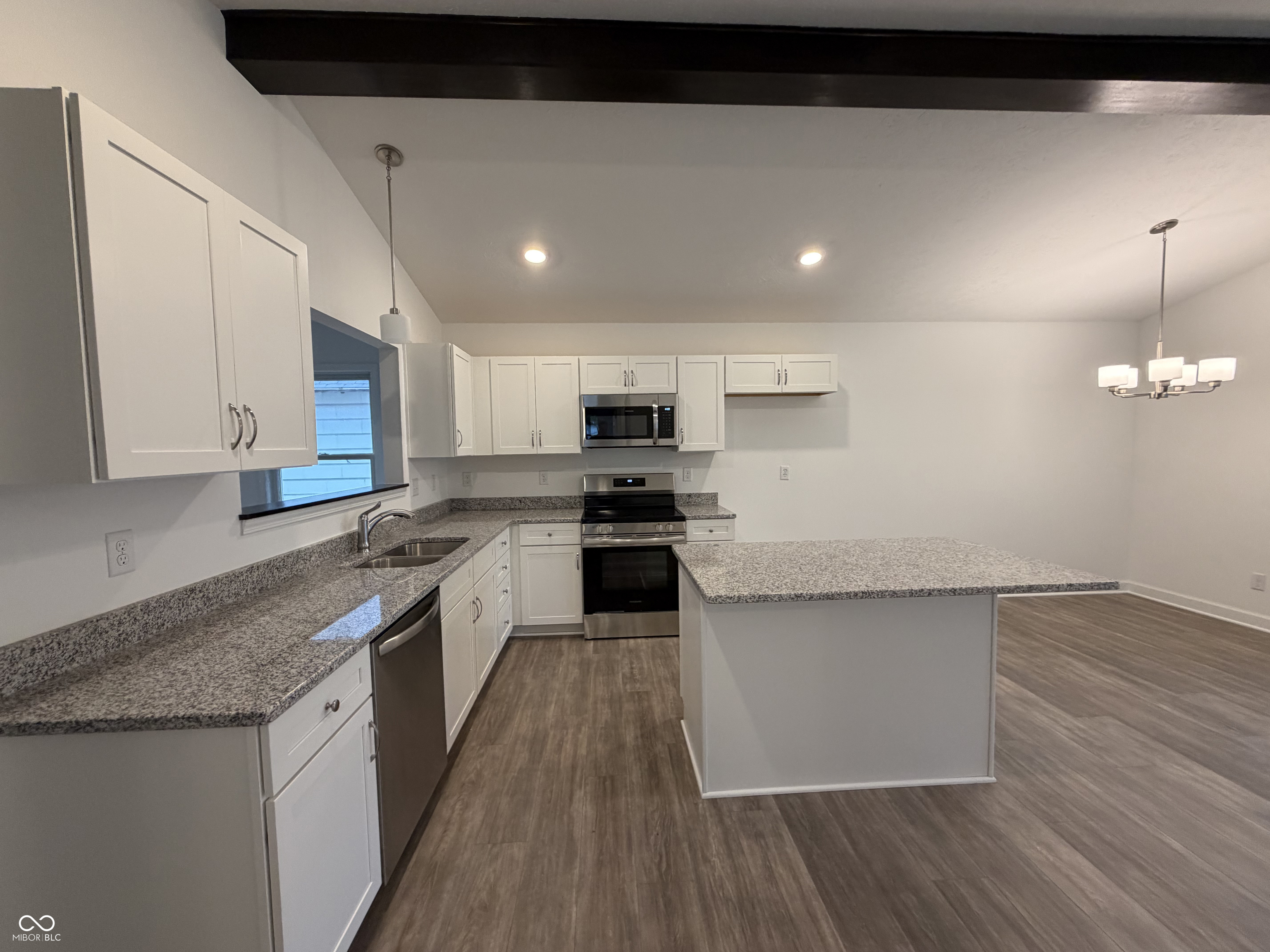 339 West 2nd Street Anderson, IN 46016 - Photo 10 of 24