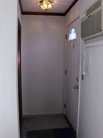 457 Miller Avenue Rochester, MI 48307 - Photo 2 of 26 Private Entry