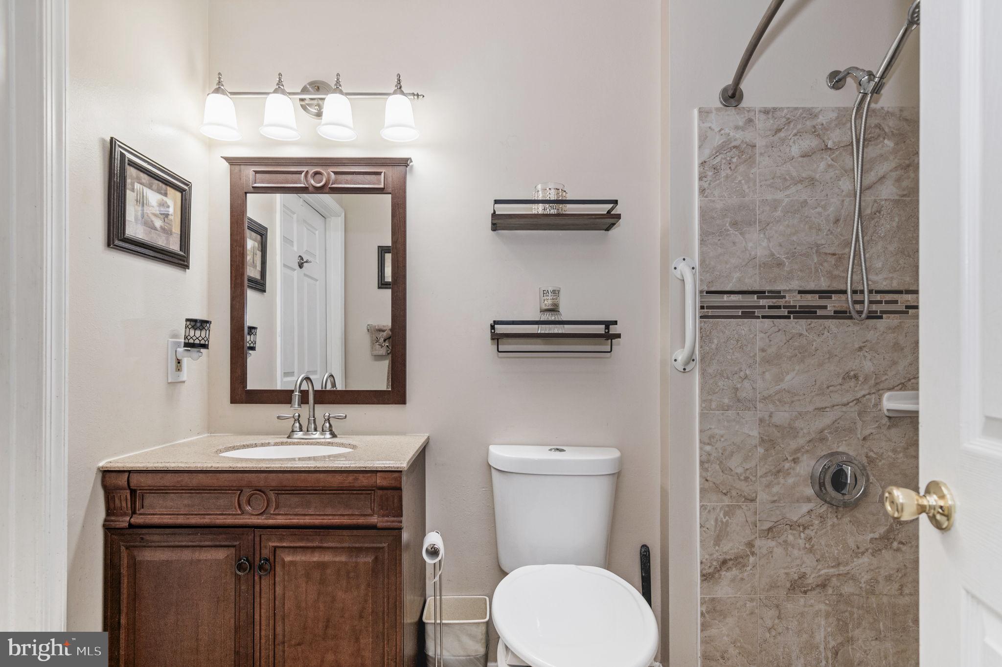 11180 Rienzi Place, Unit 102 Manassas, VA 20109 - Photo 15 of 34 Master Bathroom