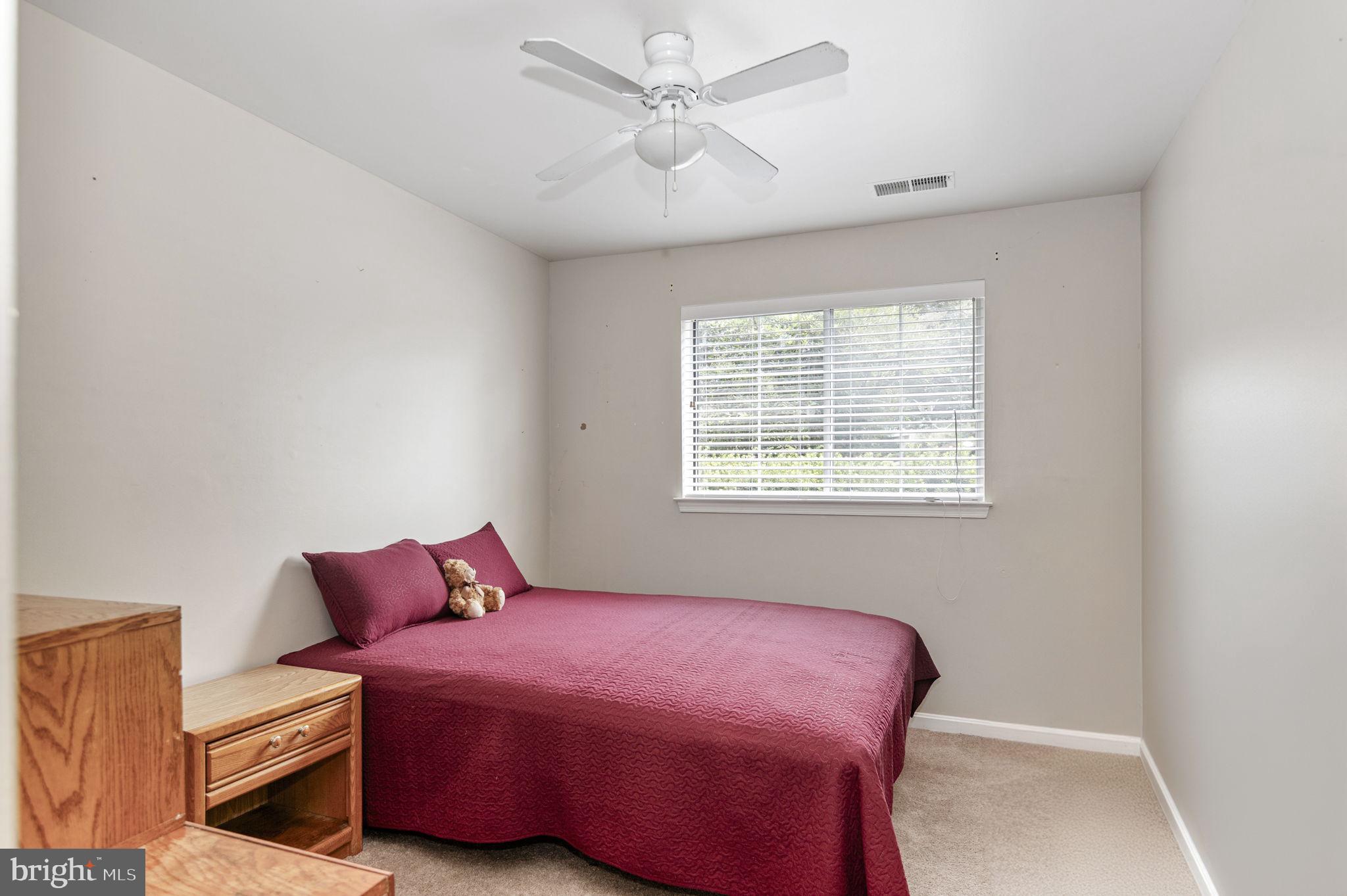 11180 Rienzi Place, Unit 102 Manassas, VA 20109 - Photo 17 of 34 2nd Bedroom