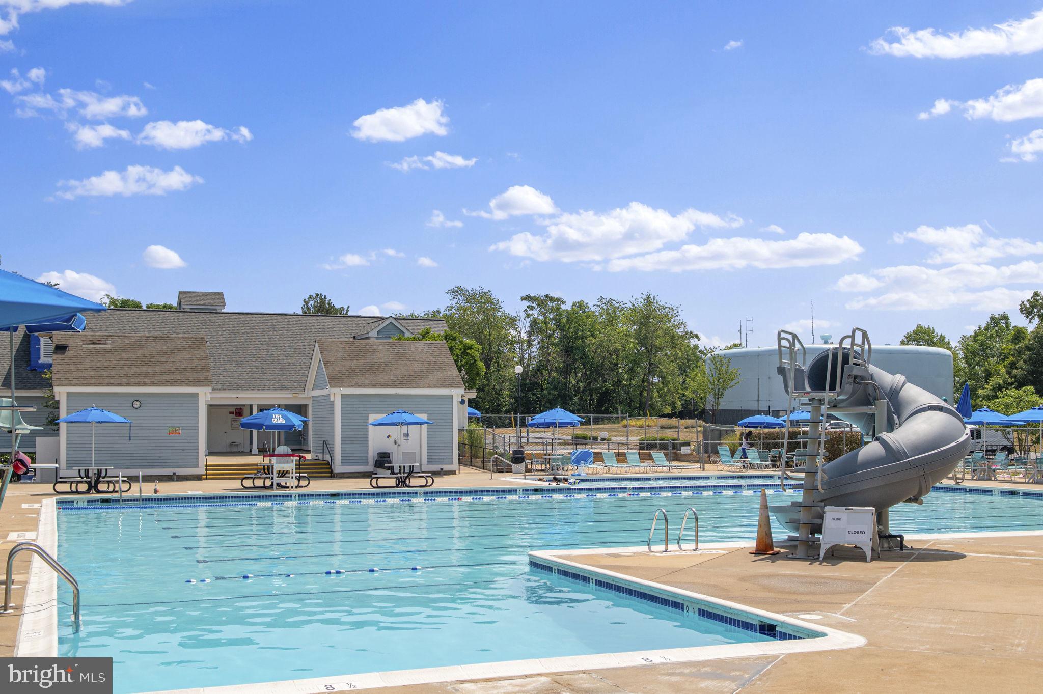 11180 Rienzi Place, Unit 102 Manassas, VA 20109 - Photo 28 of 34 Swimming Pool
