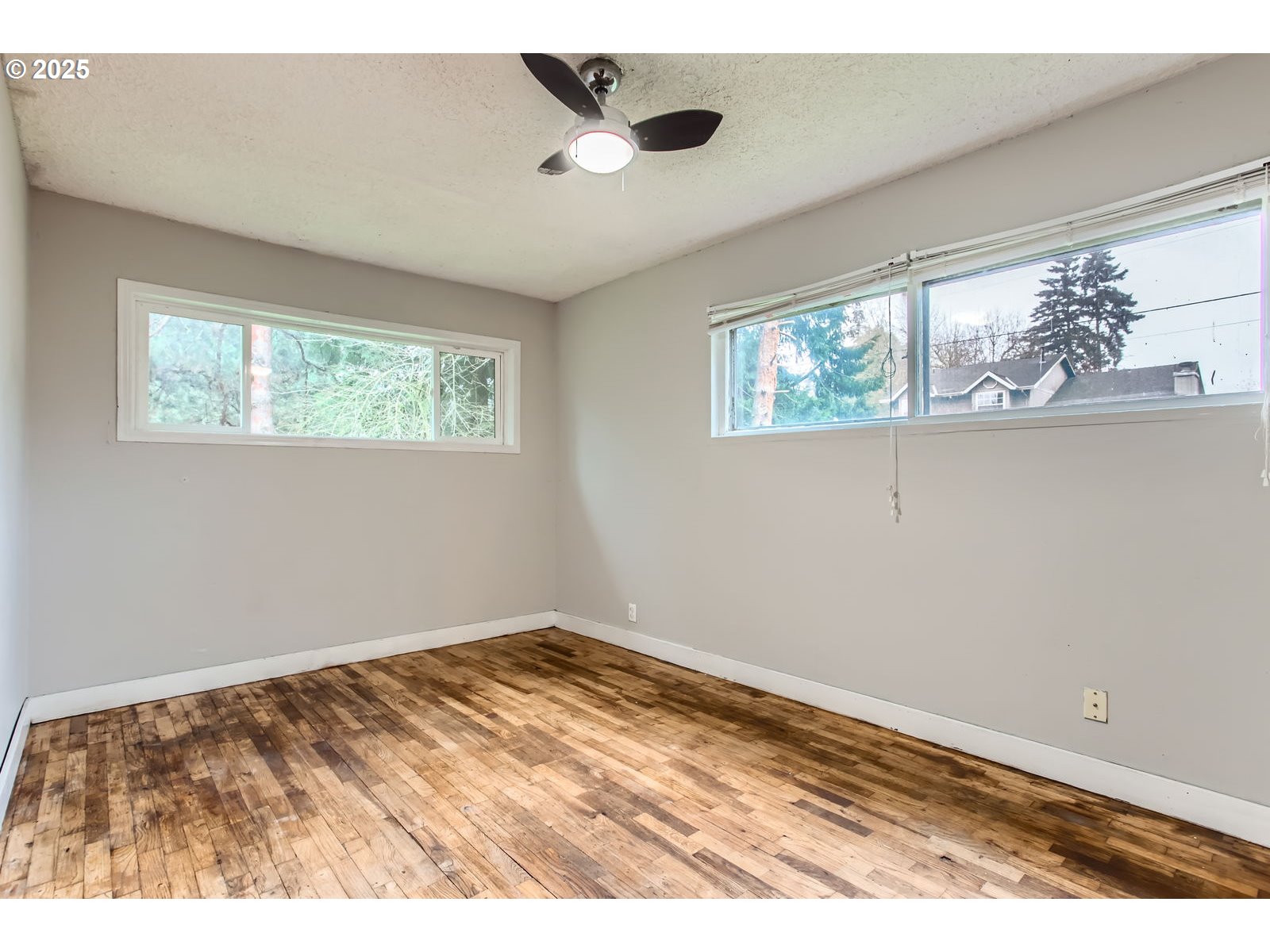 8070 Southwest Bonita Road Portland, OR 97224 - Photo 12 of 32 Bedroom
