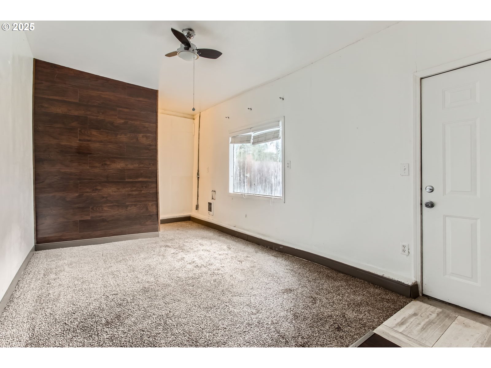 8070 Southwest Bonita Road Portland, OR 97224 - Photo 18 of 32 Bedroom