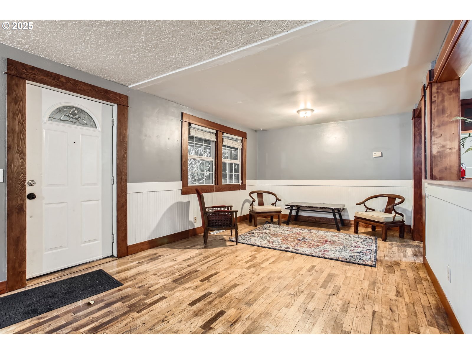 8070 Southwest Bonita Road Portland, OR 97224 - Photo 7 of 32 Dining Area