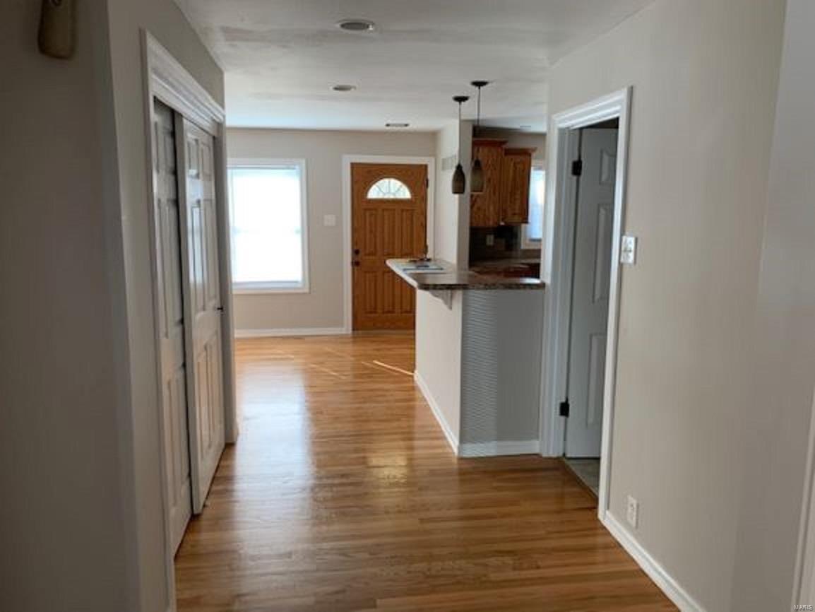 346 Eureka Road Eureka, MO 63025 - Photo 7 of 16 Gallery Image 7