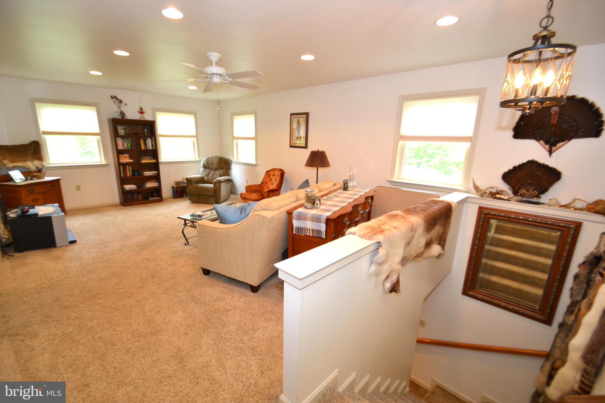 6230 Cider Press Road Harrisburg, PA 17111 - Photo 11 of 32 Gallery Image 11