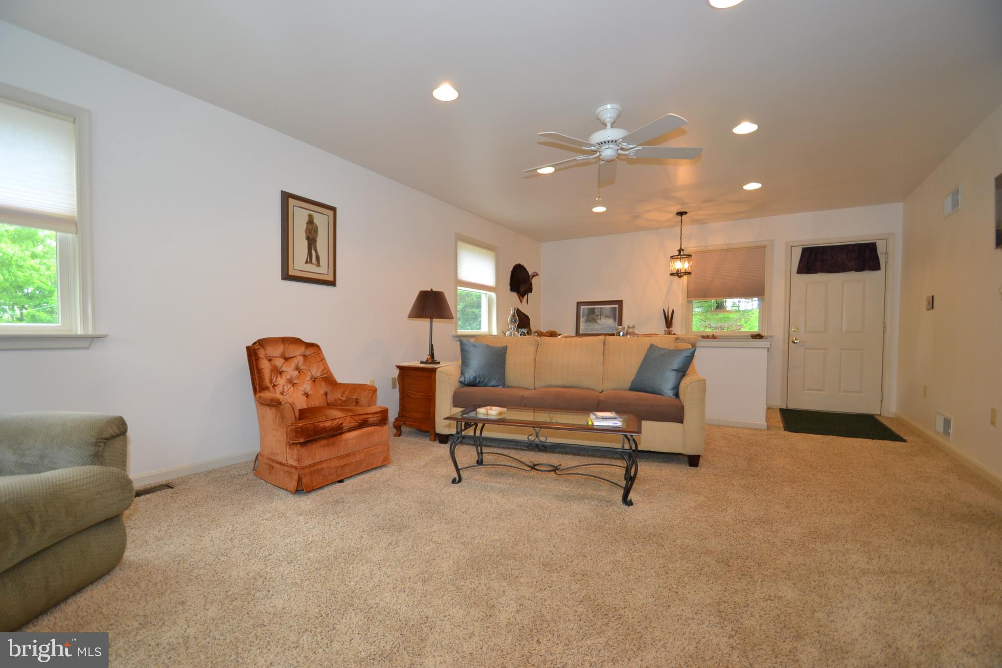6230 Cider Press Road Harrisburg, PA 17111 - Photo 12 of 32 Gallery Image 12