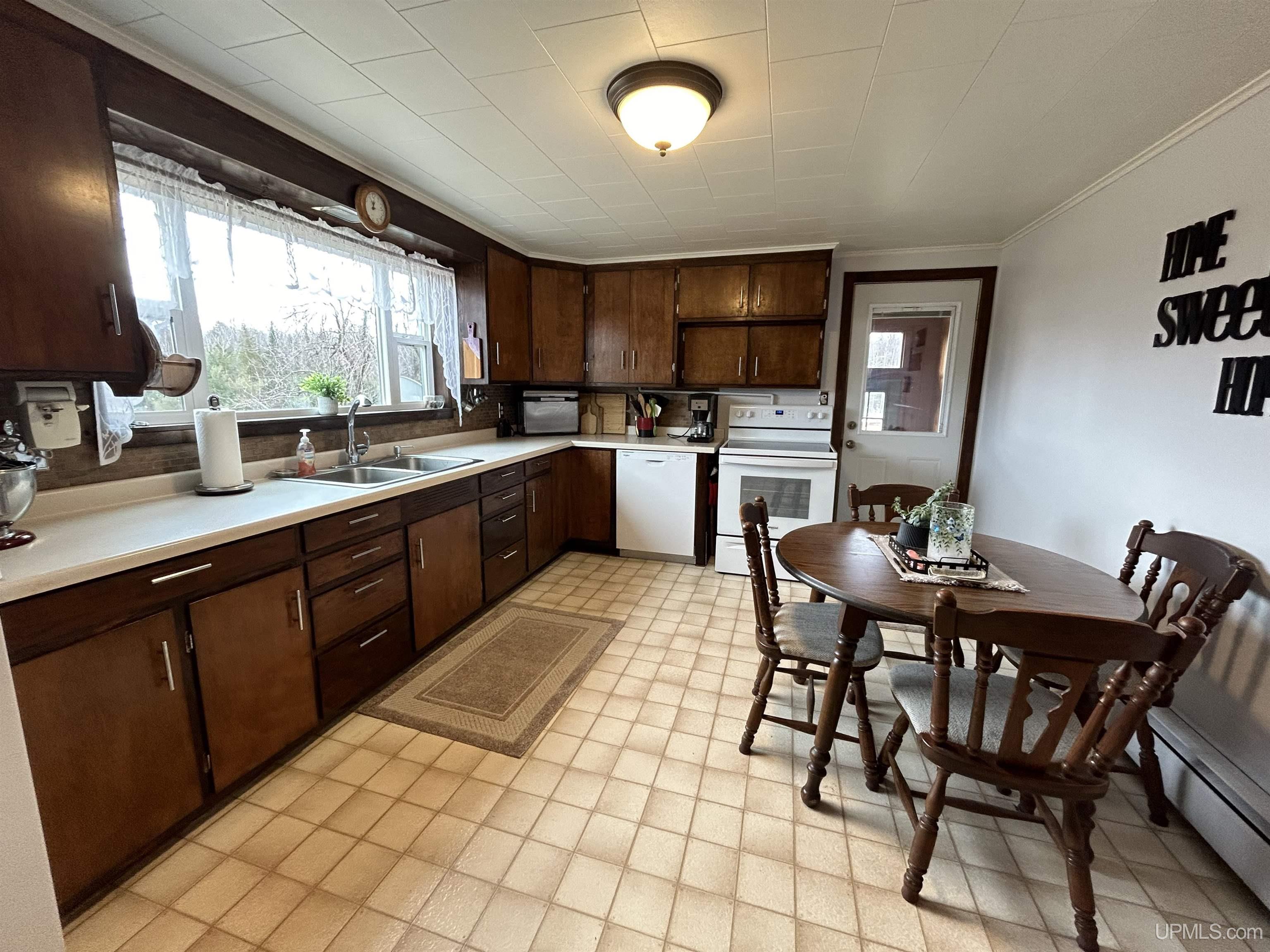 784 County Road MC Road Negaunee, MI 49866 - Photo 2 of 26