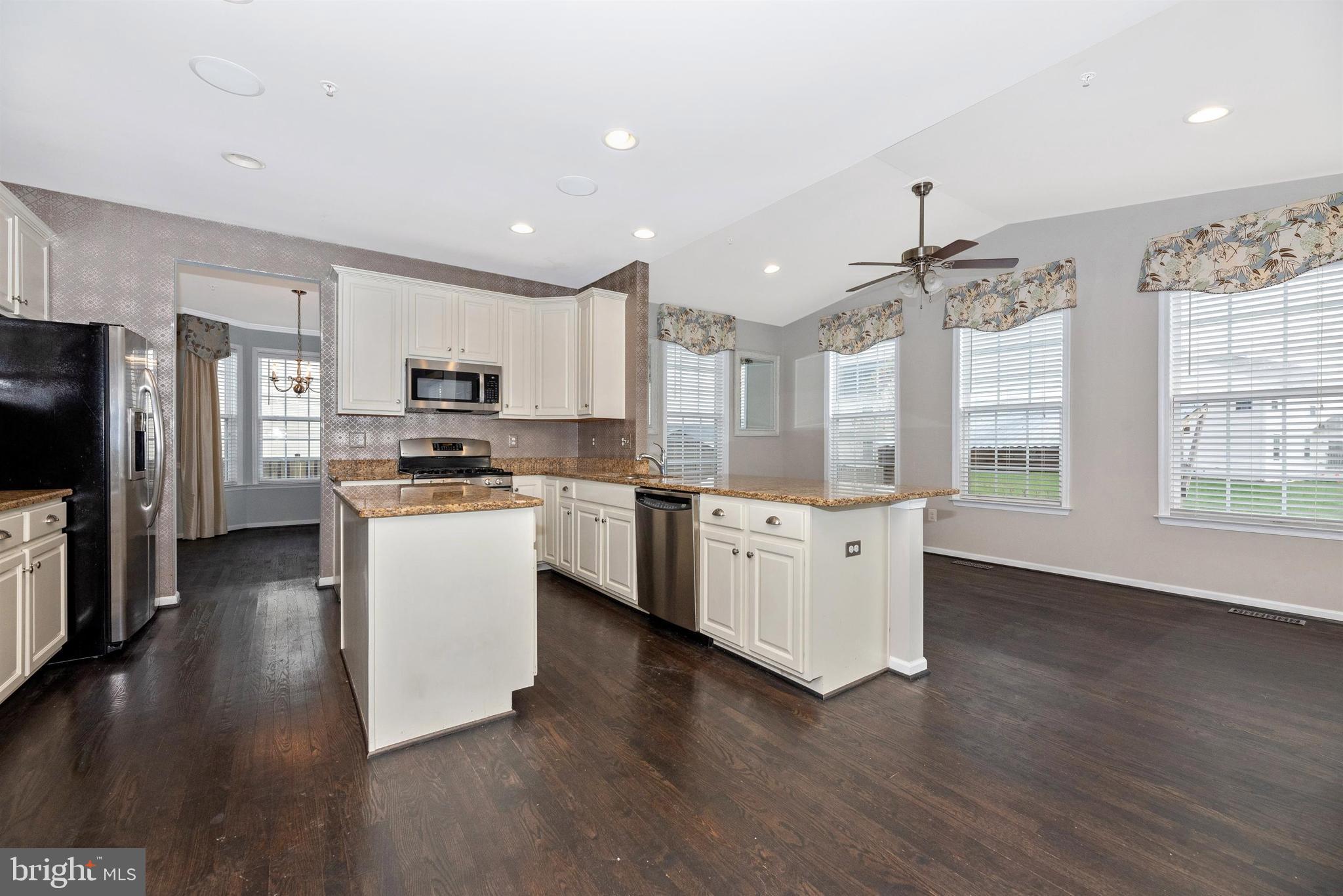 1698 Conrads Ferry Drive Point of Rocks, MD 21777 - Photo 15 of 60 Kitchen/Sunroom