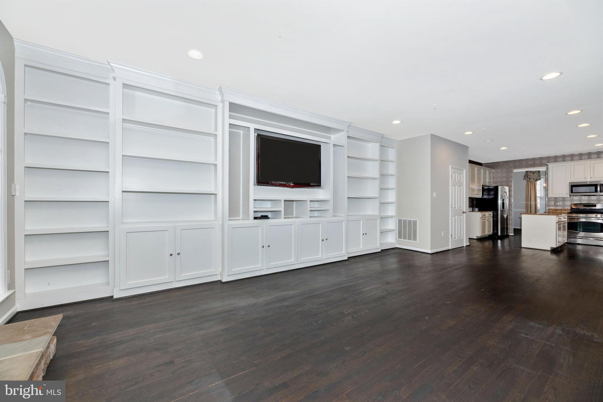 1698 Conrads Ferry Drive Point of Rocks, MD 21777 - Photo 20 of 60 Family Room