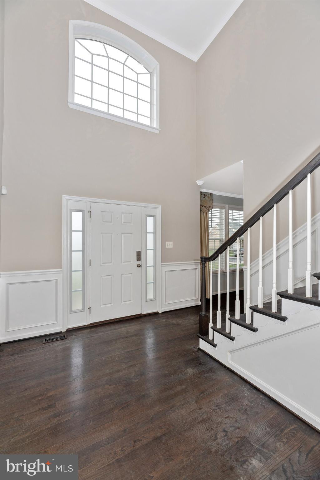 1698 Conrads Ferry Drive Point of Rocks, MD 21777 - Photo 4 of 60 Foyer