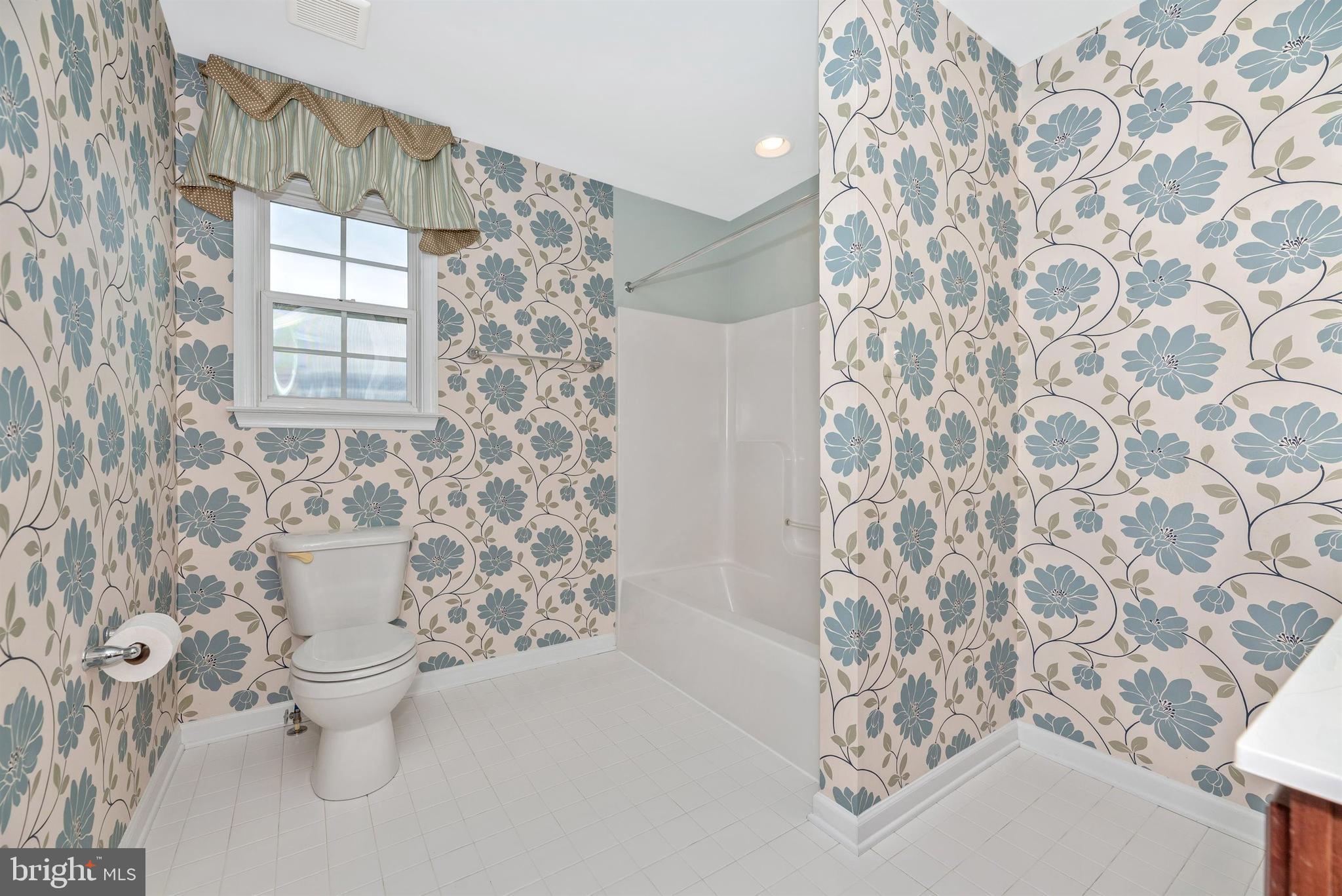 1698 Conrads Ferry Drive Point of Rocks, MD 21777 - Photo 36 of 60 Upper Level Full Bathroom