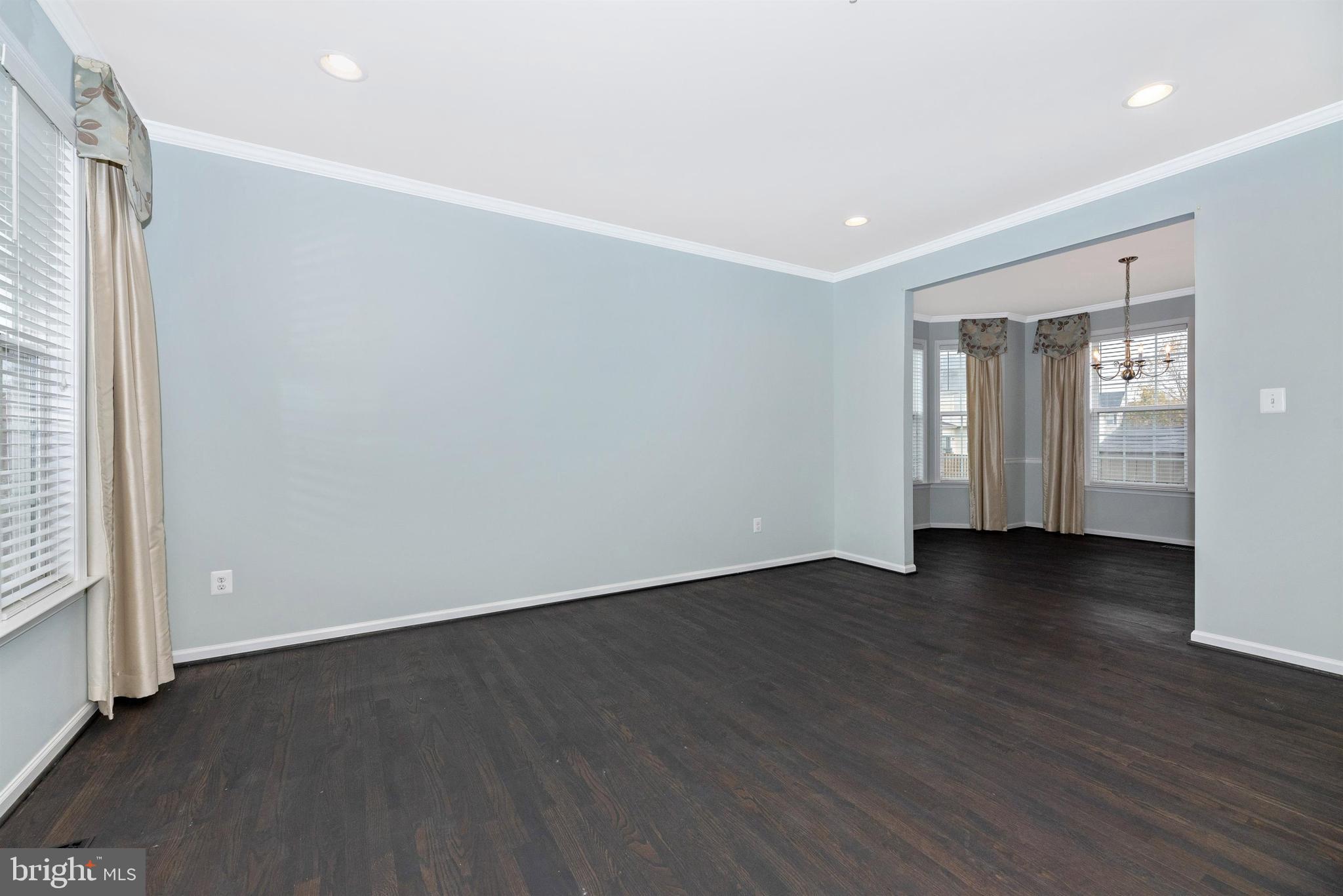 1698 Conrads Ferry Drive Point of Rocks, MD 21777 - Photo 5 of 60 Living Room