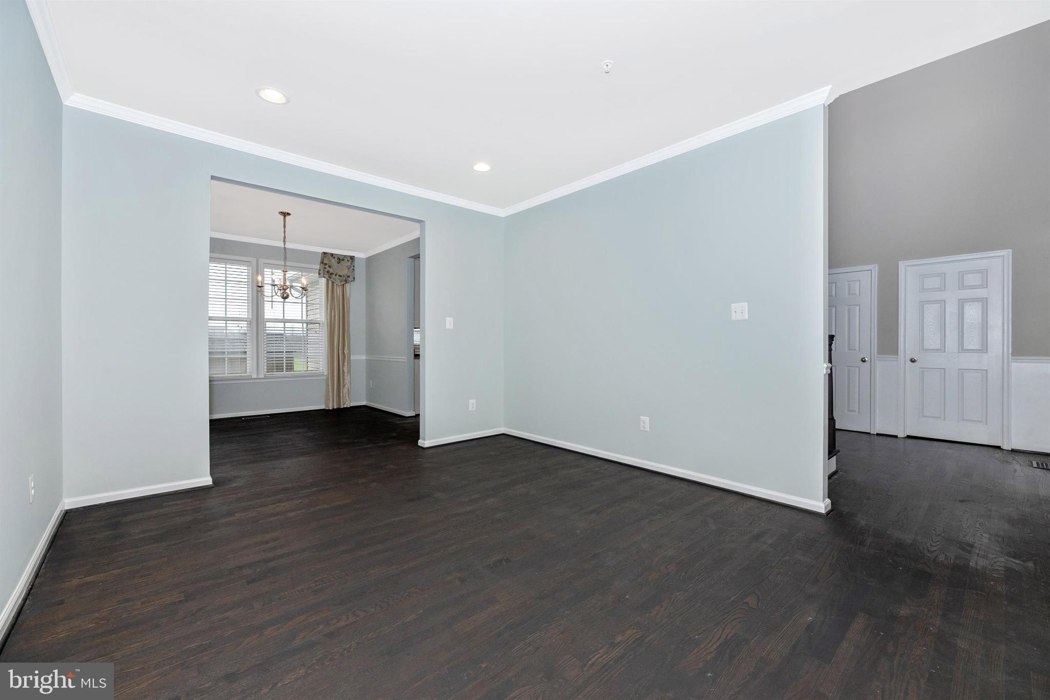 1698 Conrads Ferry Drive Point of Rocks, MD 21777 - Photo 6 of 60 Living Room