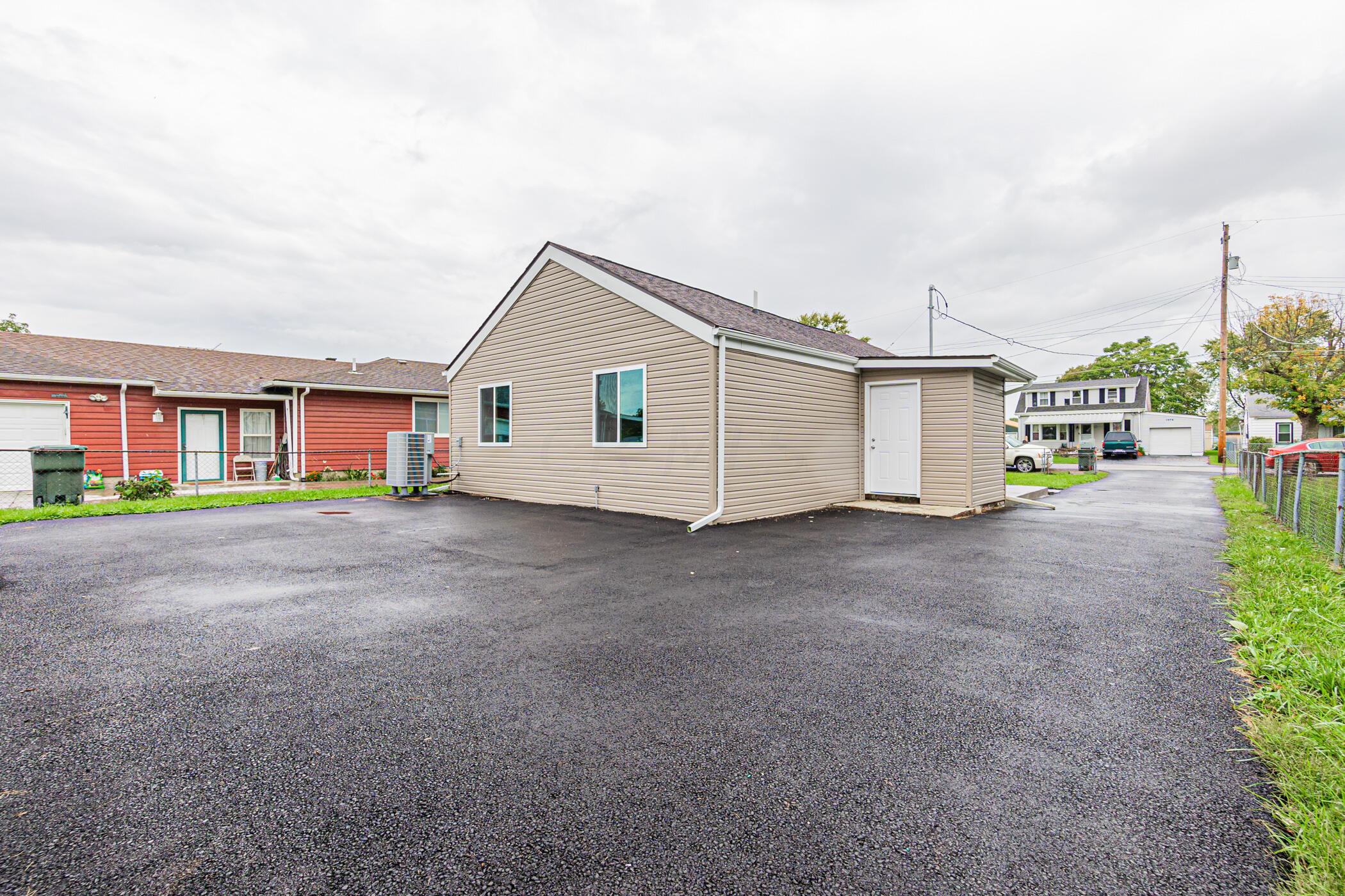 1075 Rumsey Road Columbus, OH 43207 - Photo 15 of 36 Gallery Image 15