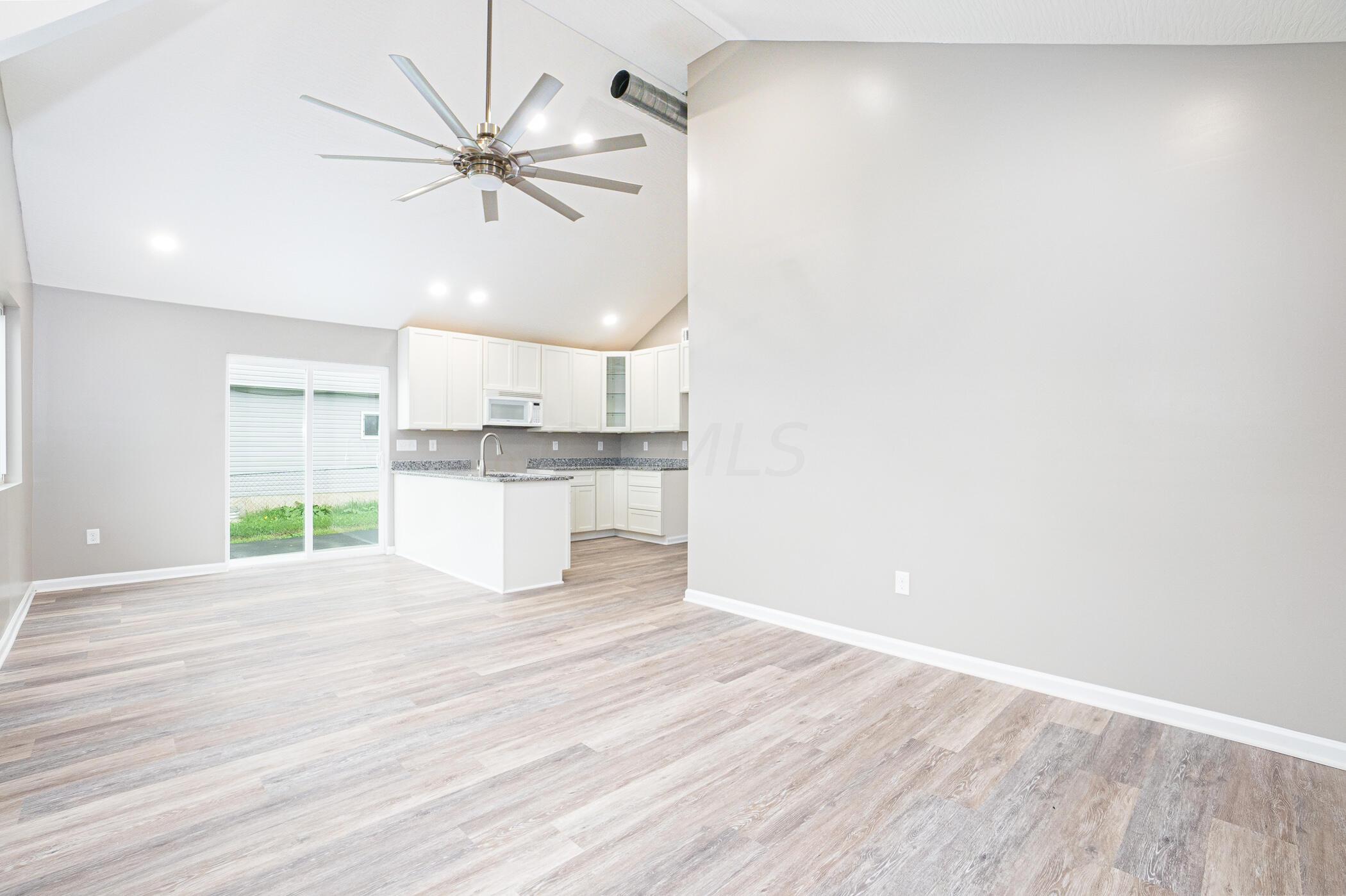 1075 Rumsey Road Columbus, OH 43207 - Photo 23 of 36 Gallery Image 23