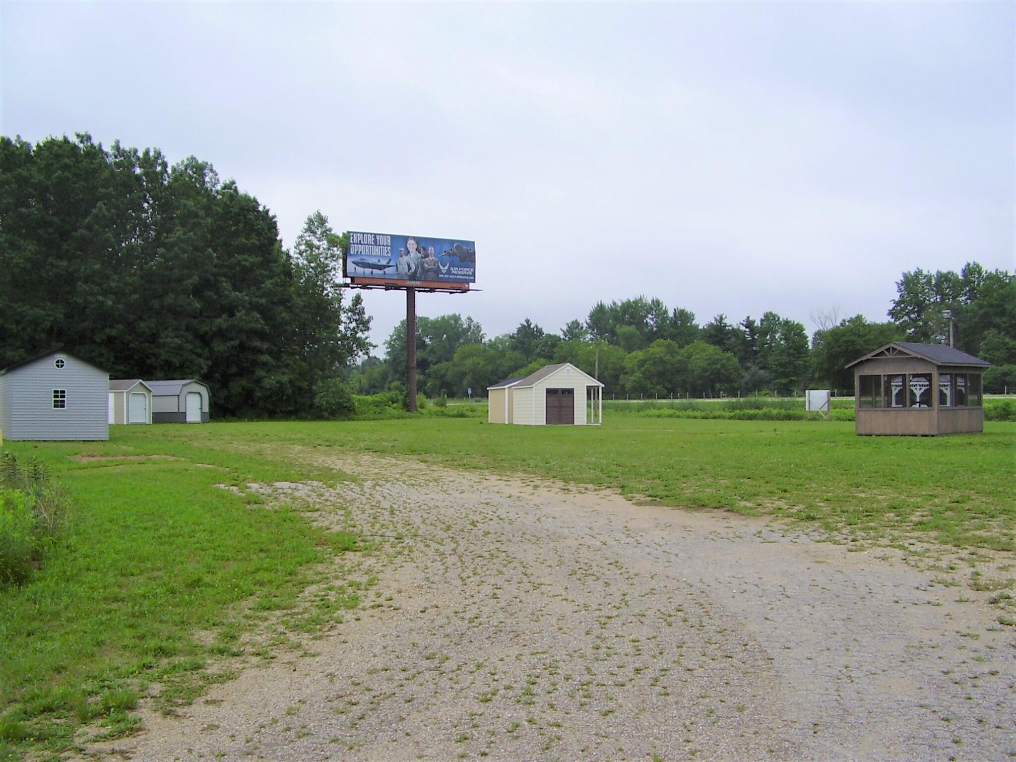 6650 Ryno Road Coloma, MI 49038 - Photo 4 of 13 P8050019