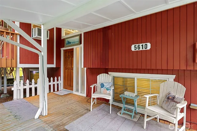 a view of furniture in a room