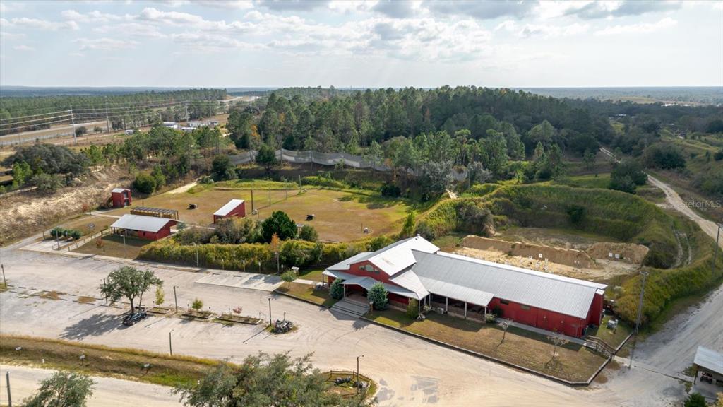 2930 South Cauthen Point Lecanto, FL 34461 - Photo 9 of 12 an outdoor sitting area with furniture and city view