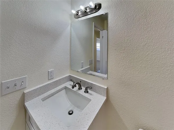 $1,899 | 465 Oak Drive, Tavares, FL 32778