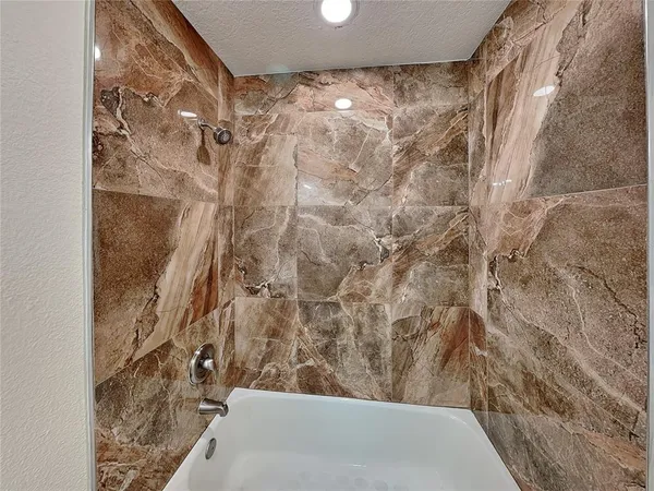 $1,899 | 465 Oak Drive, Tavares, FL 32778