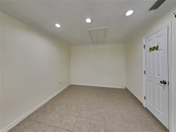 $1,899 | 465 Oak Drive, Tavares, FL 32778