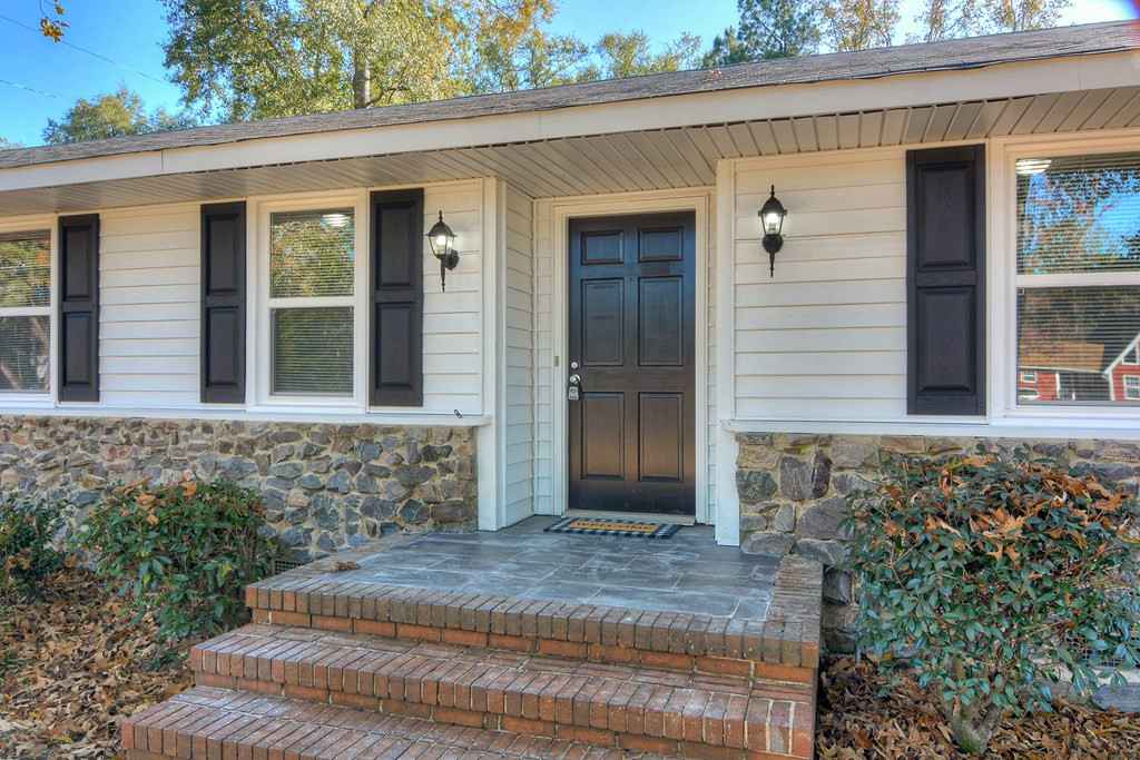 1742 Goshen Road Augusta, GA 30906 - Photo 4 of 38