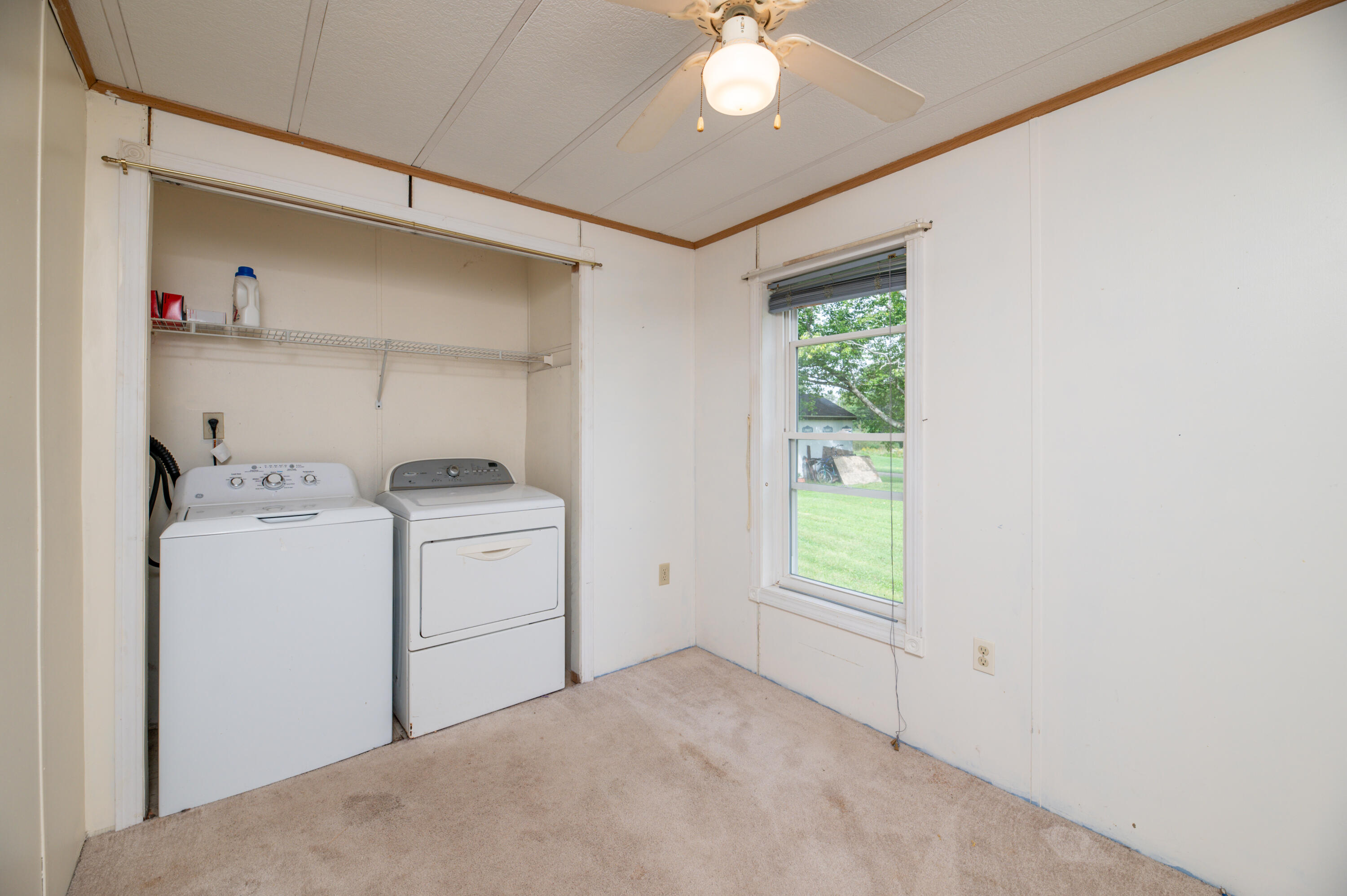 261 Pittston Road Whitefield, ME 04353 - Photo 19 of 22 Interior17-2