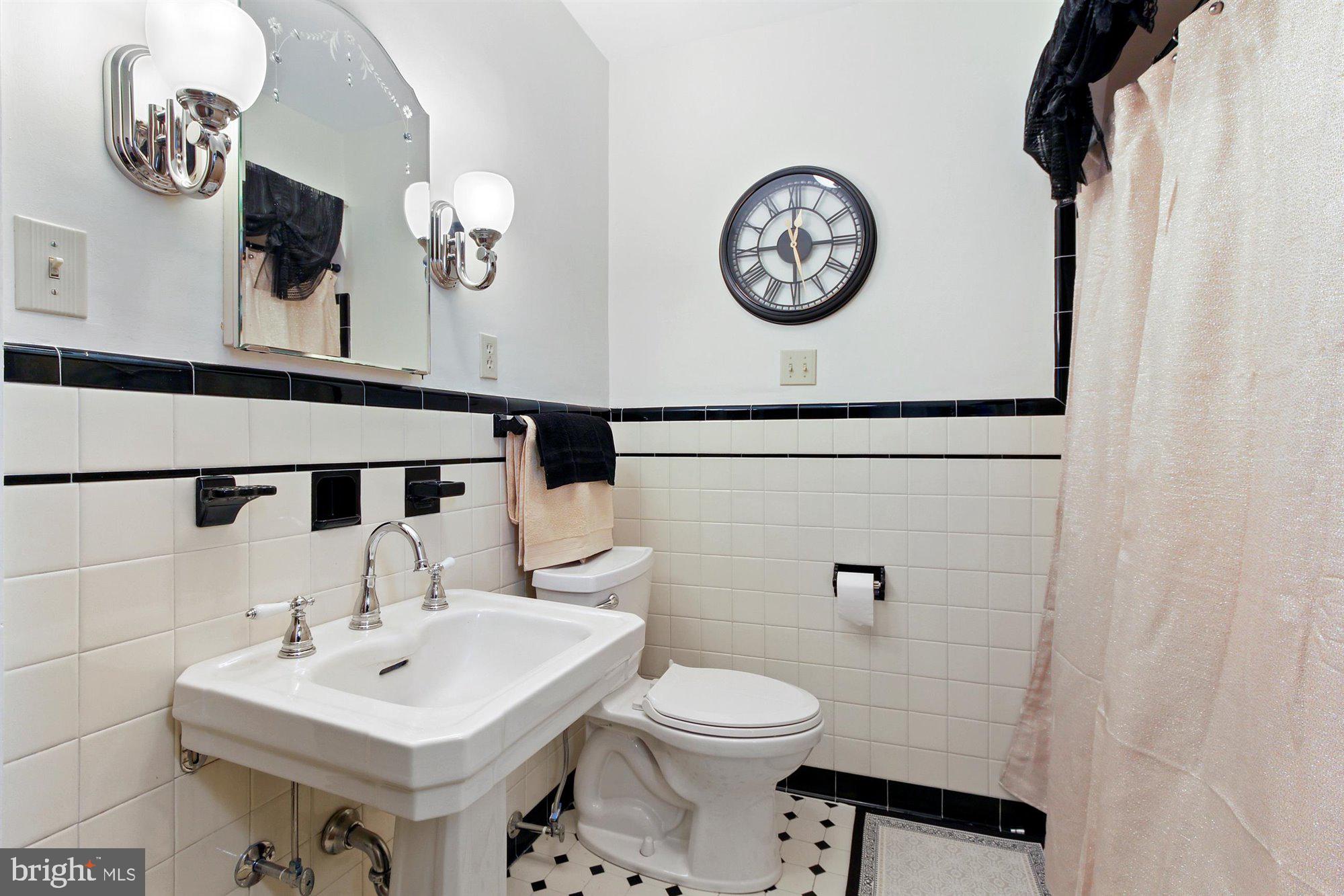 1725 Church Road York, PA 17408 - Photo 22 of 32