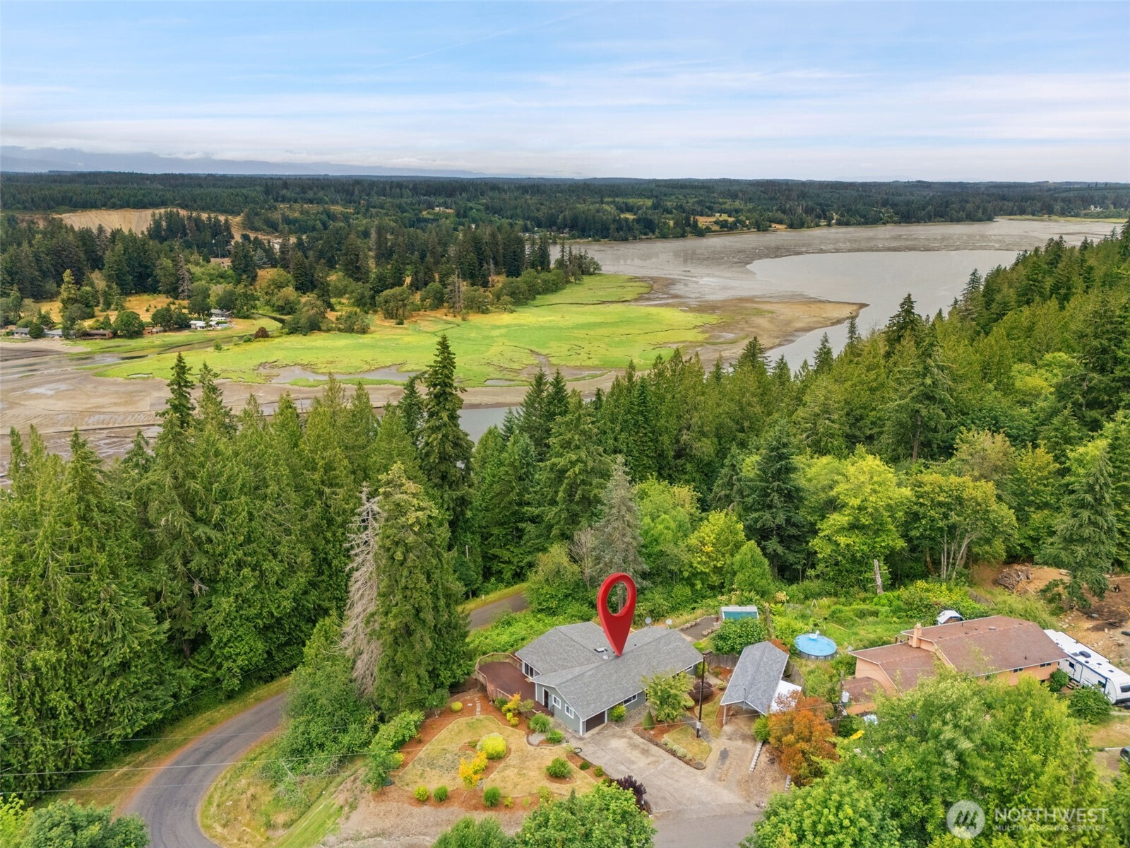 1190 East Daniels Road Shelton, WA 98584 - Photo 3 of 38