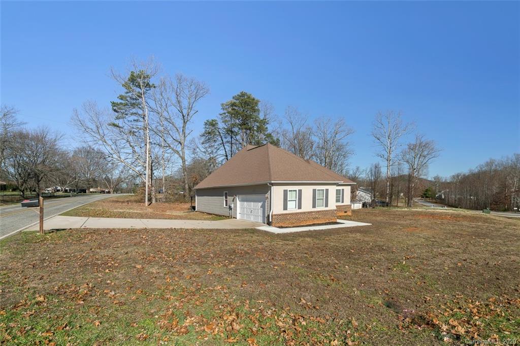 3362 Anderson Mountain Road Maiden, NC 28650 - Photo 23 of 28 Gallery Image 23
