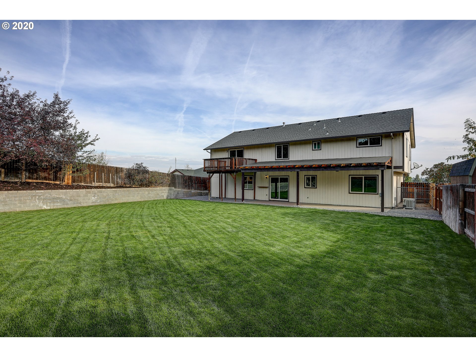 2411 Southwest 33rd Street Redmond, OR 97756 - Photo 10 of 12 Gallery Image 10