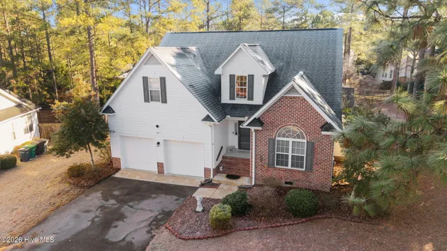 $535,000 | 8 Carter Lane, Pinehurst, NC 28374