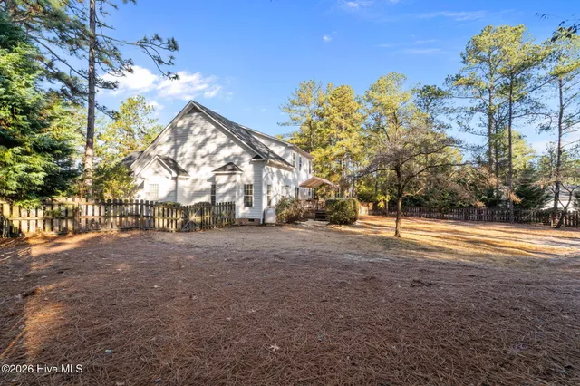 $535,000 | 8 Carter Lane, Pinehurst, NC 28374