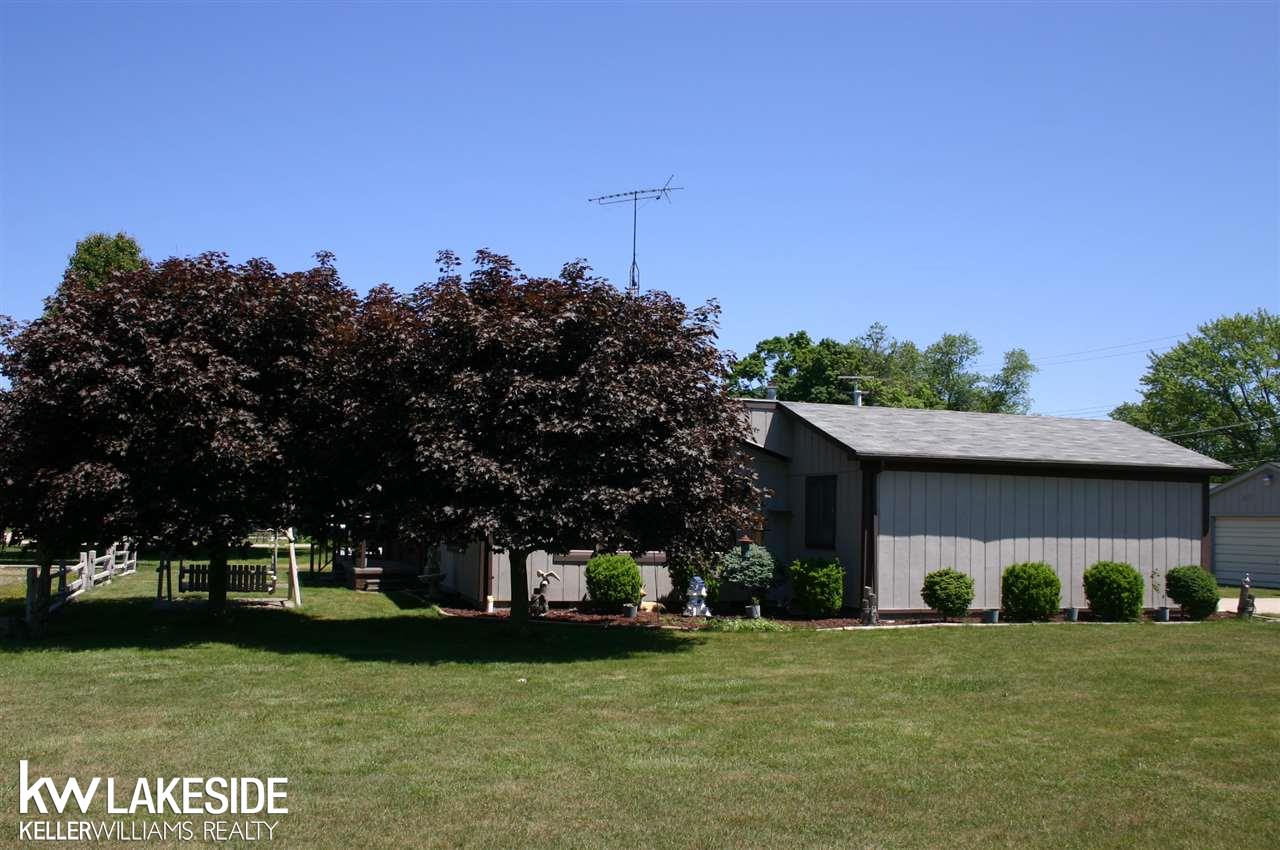 7290 Cardinal Road Lexington, MI 48450 - Photo 28 of 46