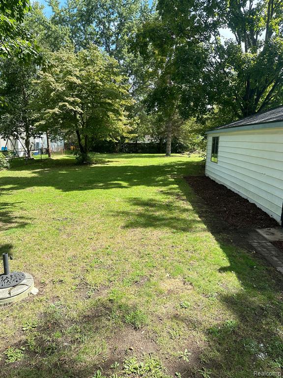 22063 Bohn Road Belleville, MI 48111 - Photo 21 of 22