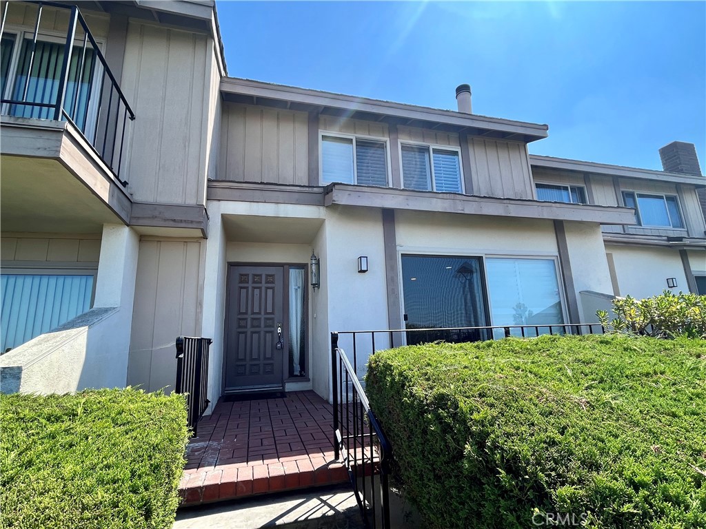 28115 Ridgepoint Court Rancho Palos Verdes, CA 90275 - Photo 2 of 31 a house view with a outdoor space