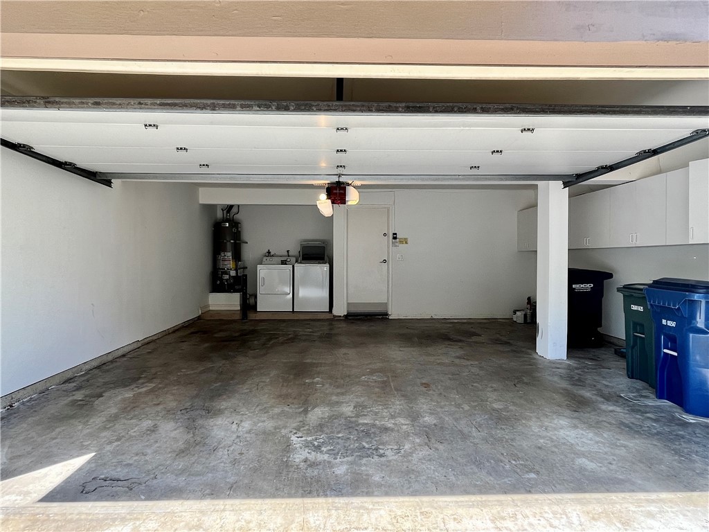 28115 Ridgepoint Court Rancho Palos Verdes, CA 90275 - Photo 29 of 31 a view of a garage