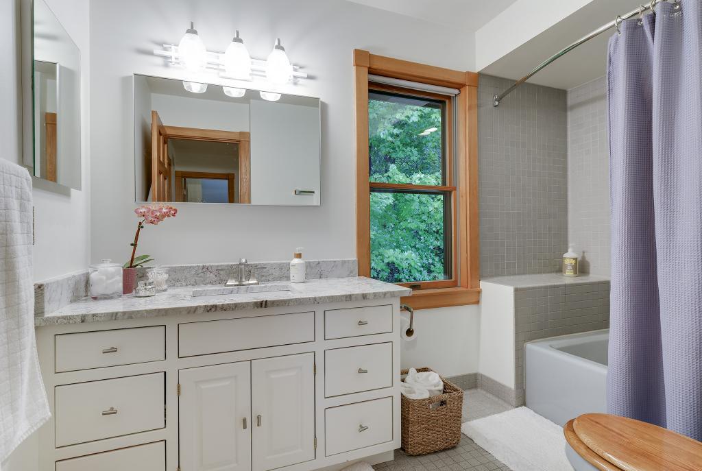 4050 Bayside Road Orono, MN 55359 - Photo 36 of 50 Gallery Image 36