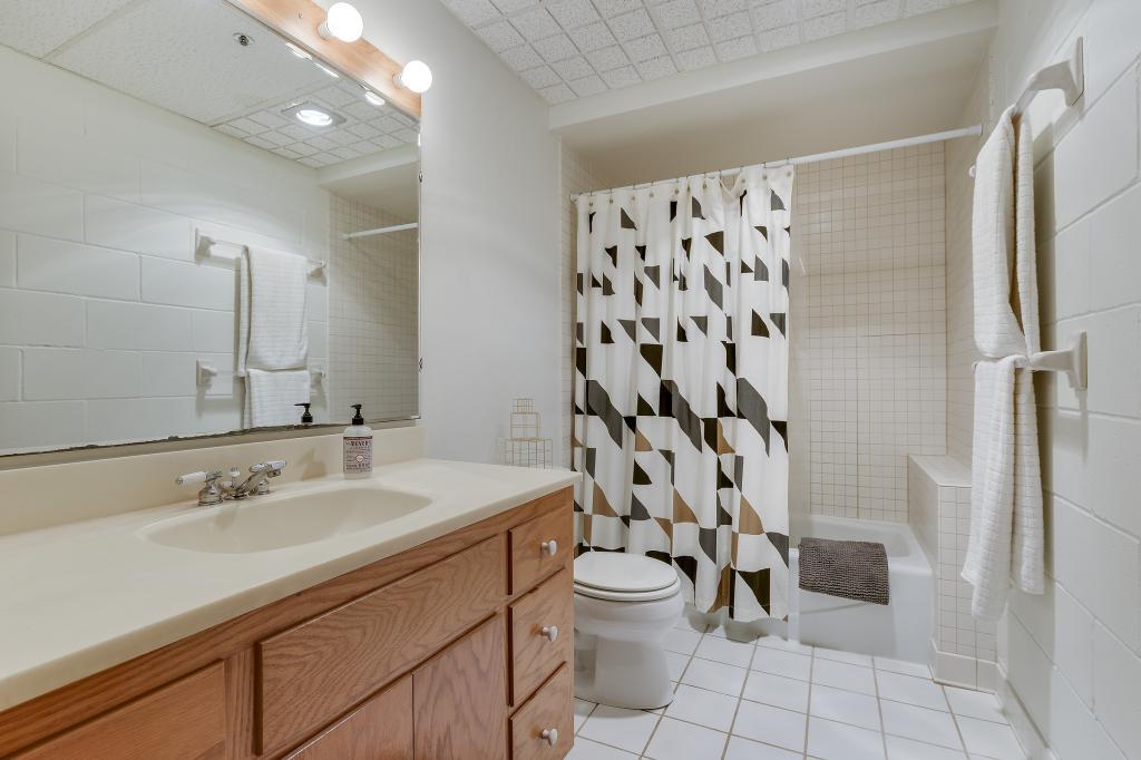 4050 Bayside Road Orono, MN 55359 - Photo 40 of 50 Gallery Image 40