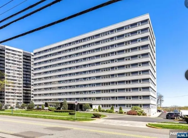 $99,999 | 280 Prospect Avenue, Unit 5D, Hackensack, NJ 07601