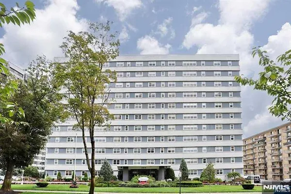 $99,999 | 280 Prospect Avenue, Unit 5D, Hackensack, NJ 07601