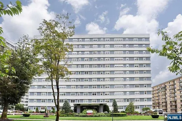 $99,999 | 280 Prospect Avenue, Unit 5D, Hackensack, NJ 07601