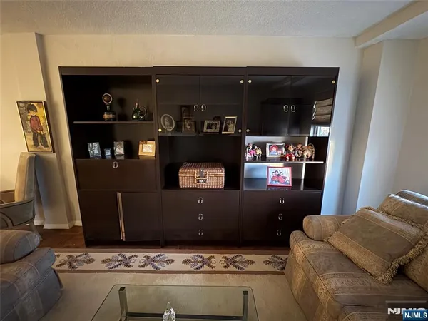 $99,999 | 280 Prospect Avenue, Unit 5D, Hackensack, NJ 07601
