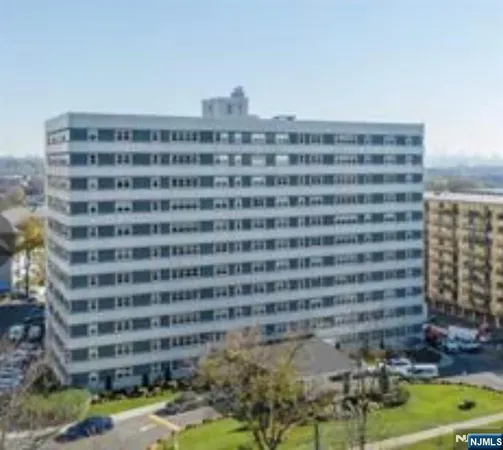 $99,999 | 280 Prospect Avenue, Unit 5D, Hackensack, NJ 07601