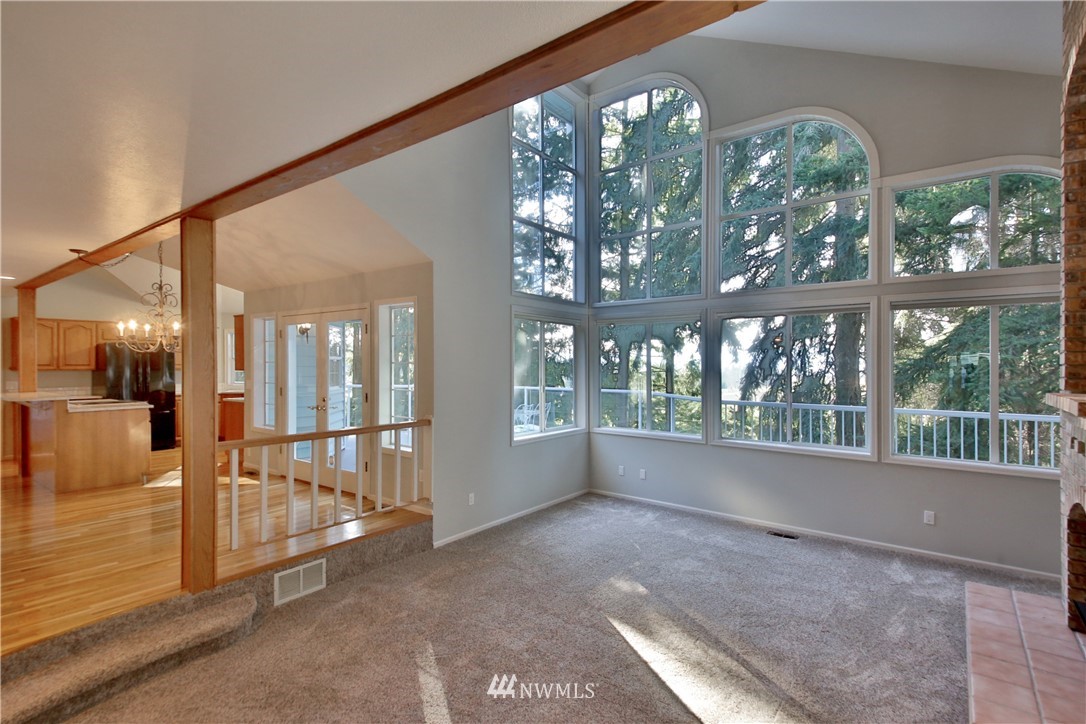 5621 Cameron Road Freeland, WA 98249 - Photo 10 of 25 a view of livingroom with furniture