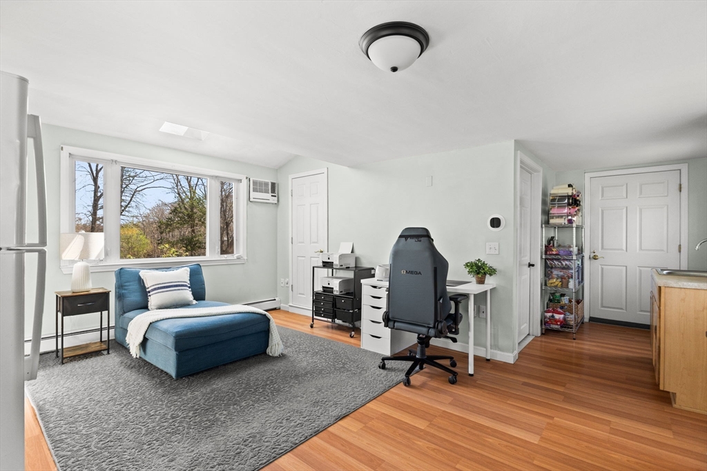 187 Berwick Road Attleboro, MA 02703 - Photo 16 of 40 Gallery Image 16