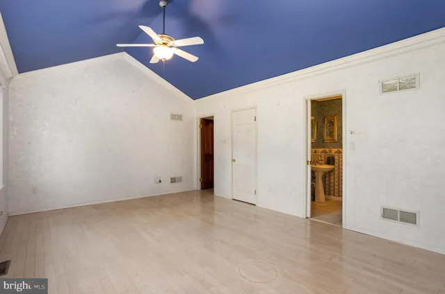 $374,900 | 950 Cape Horn Road, York, PA 17402