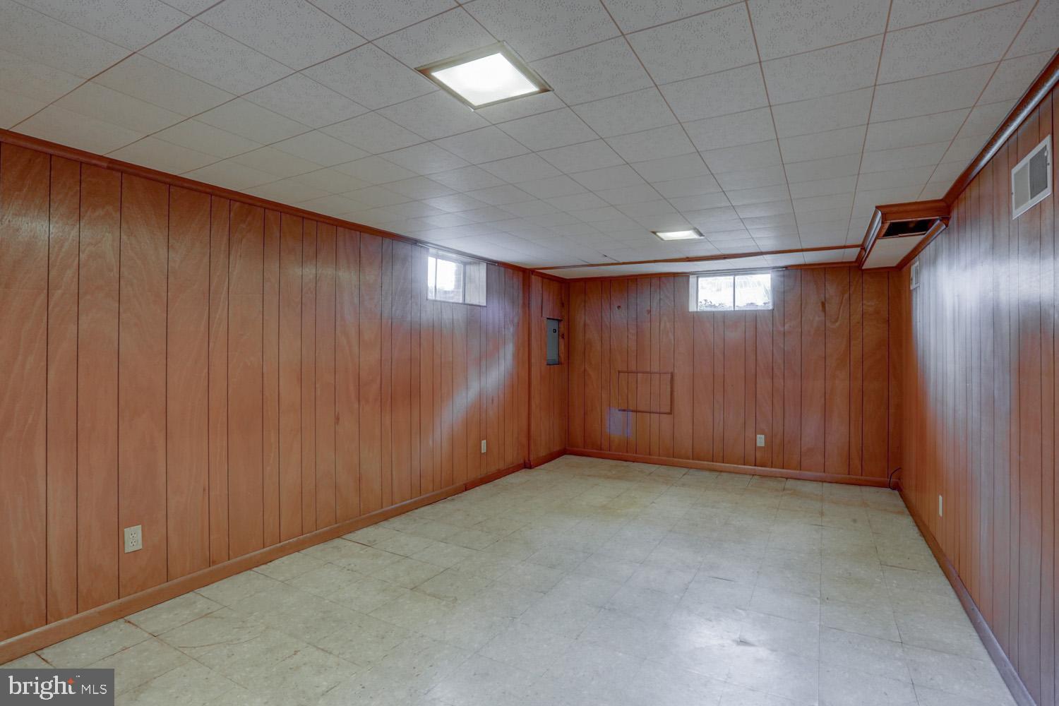 2103 Sun Valley Road Lancaster, PA 17603 - Photo 22 of 26 basement family room